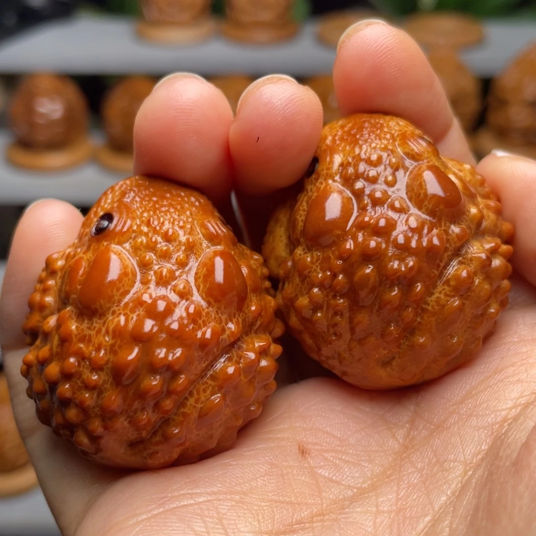 吊坠橄榄核金蟾手球3.5