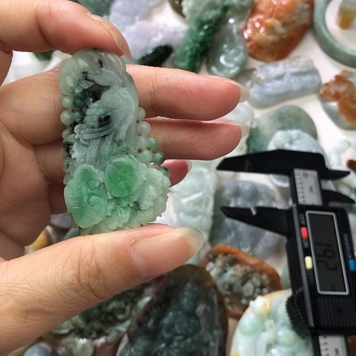 定制翡翠未镶嵌翡翠