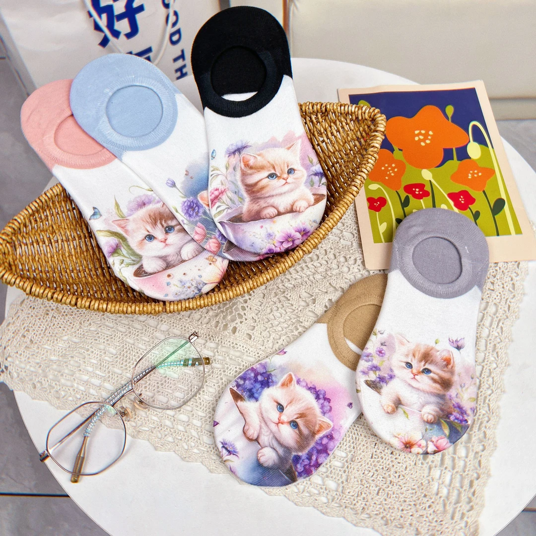 春季奶油袜子女糖果色船袜笑脸烫印防滑夏季薄款女士浅口袜隐形袜