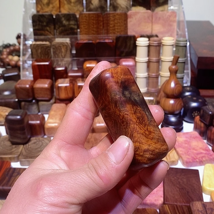 木路****_木质把玩件68444个