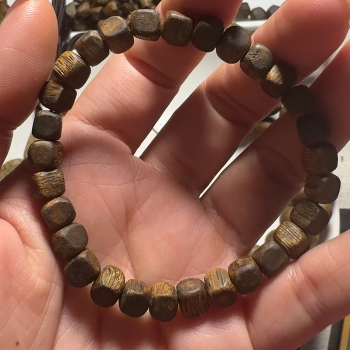 沉香沉香碎屑方糖06