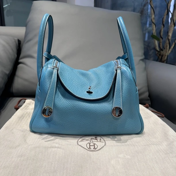 95新 Hermes/爱马仕  Lindy 30牛仔蓝 框Q刻 单肩包