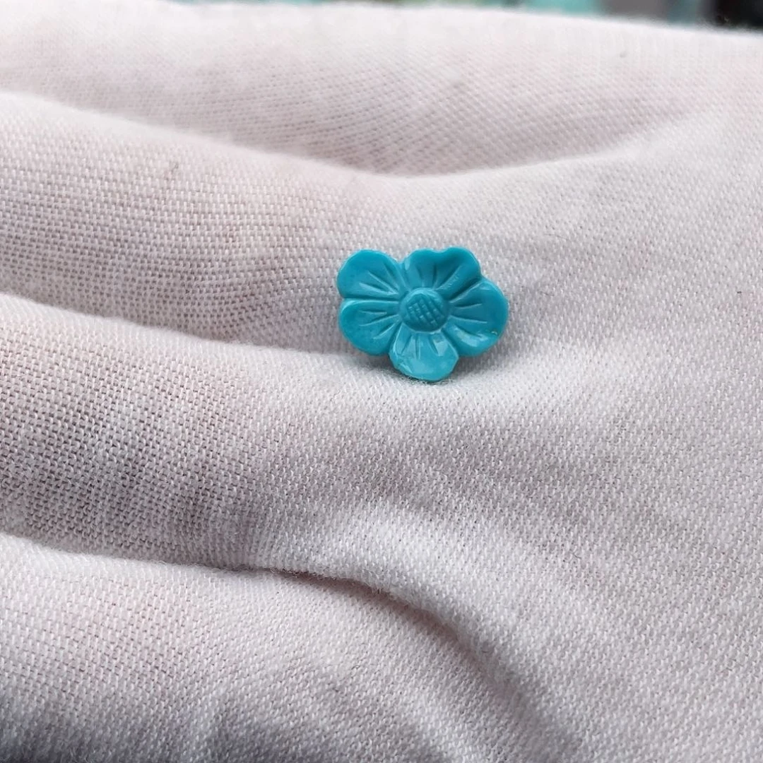 丫***呀绿松石未镶嵌颈饰