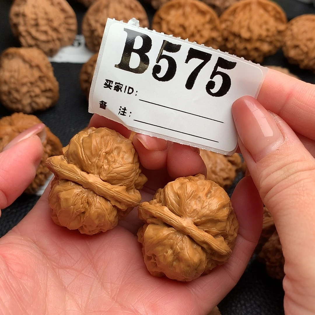 文玩核桃吊坠蛤蟆575链接36尺