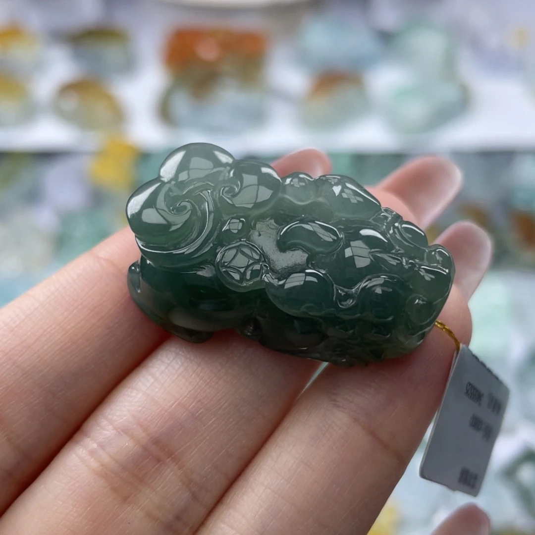 颈饰未镶嵌翡翠貔貅5