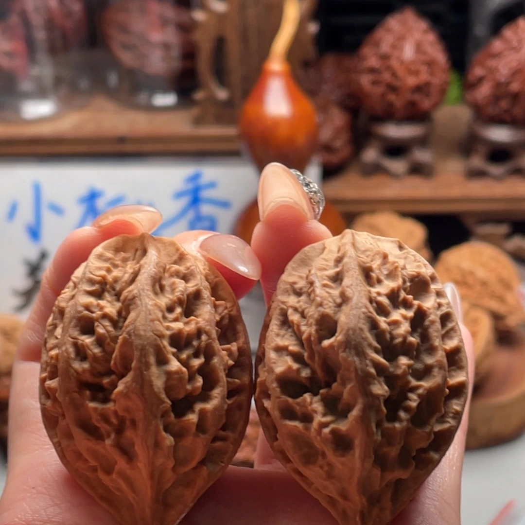 文玩核桃把件小楸香64
