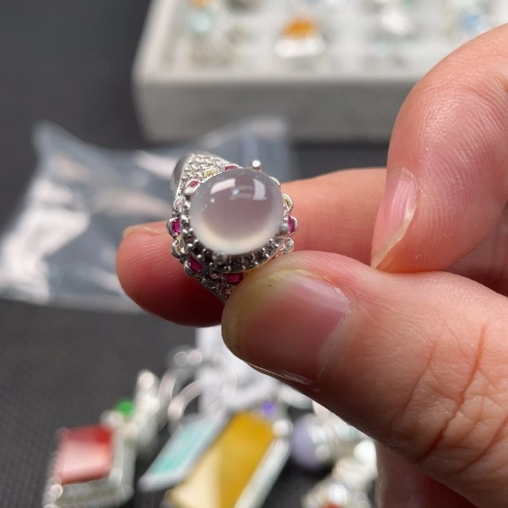 翡翠未镶嵌戒指缅甸天然翡翠