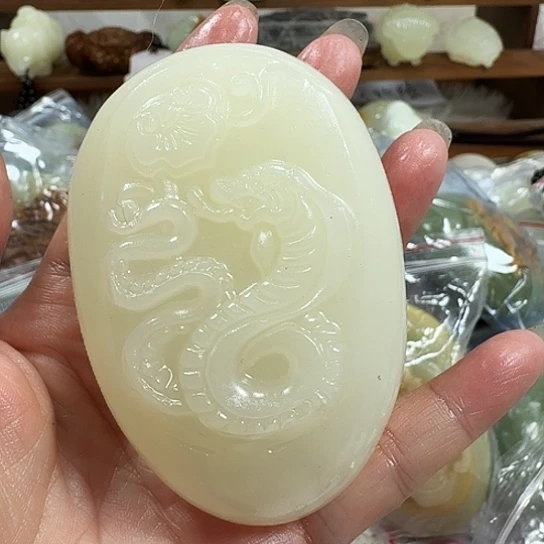 悠***然砖雕石头手把件石头手把件