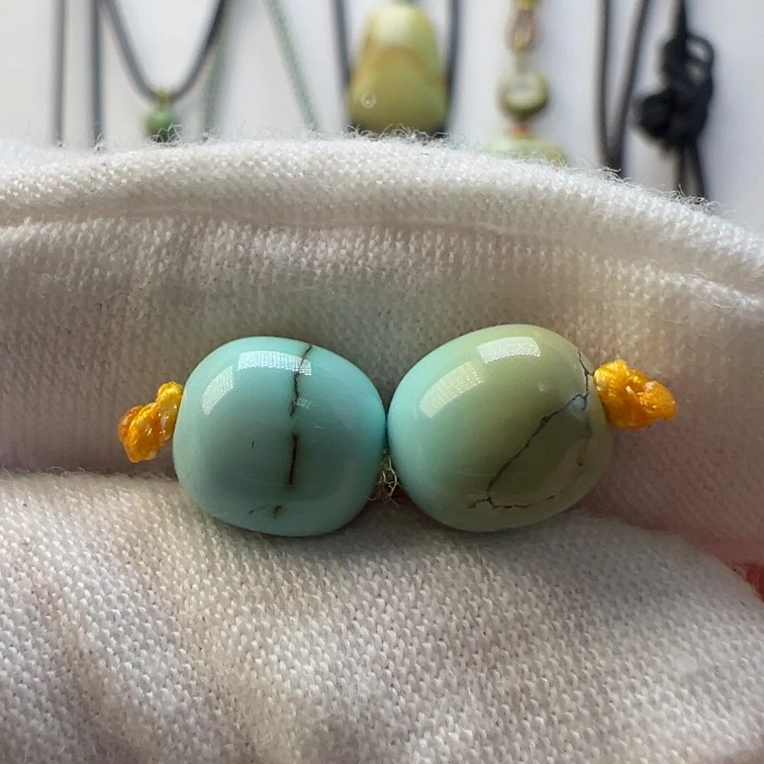 绿松石未镶嵌配饰直径8.0