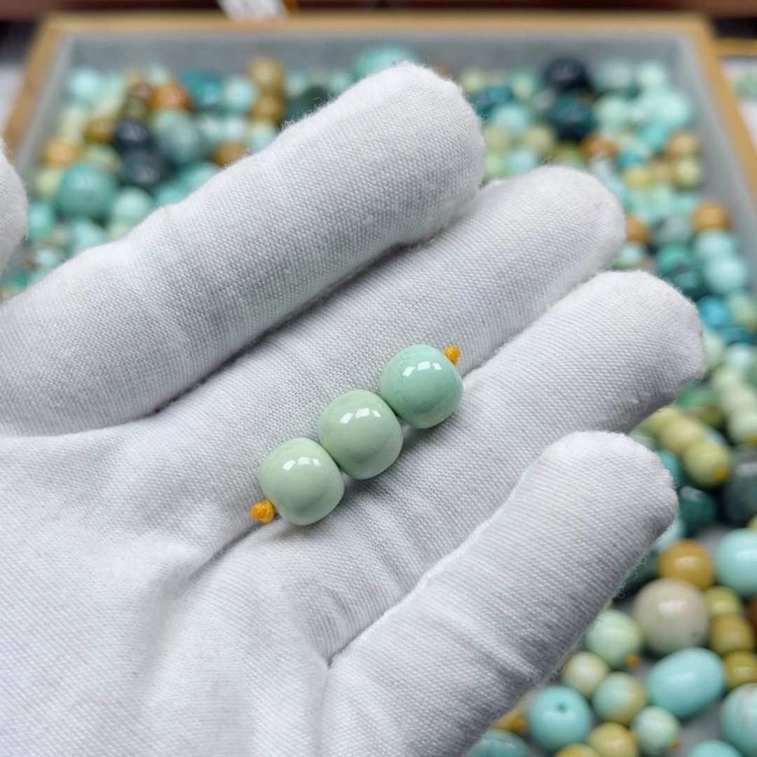 绿松石未镶嵌挂件