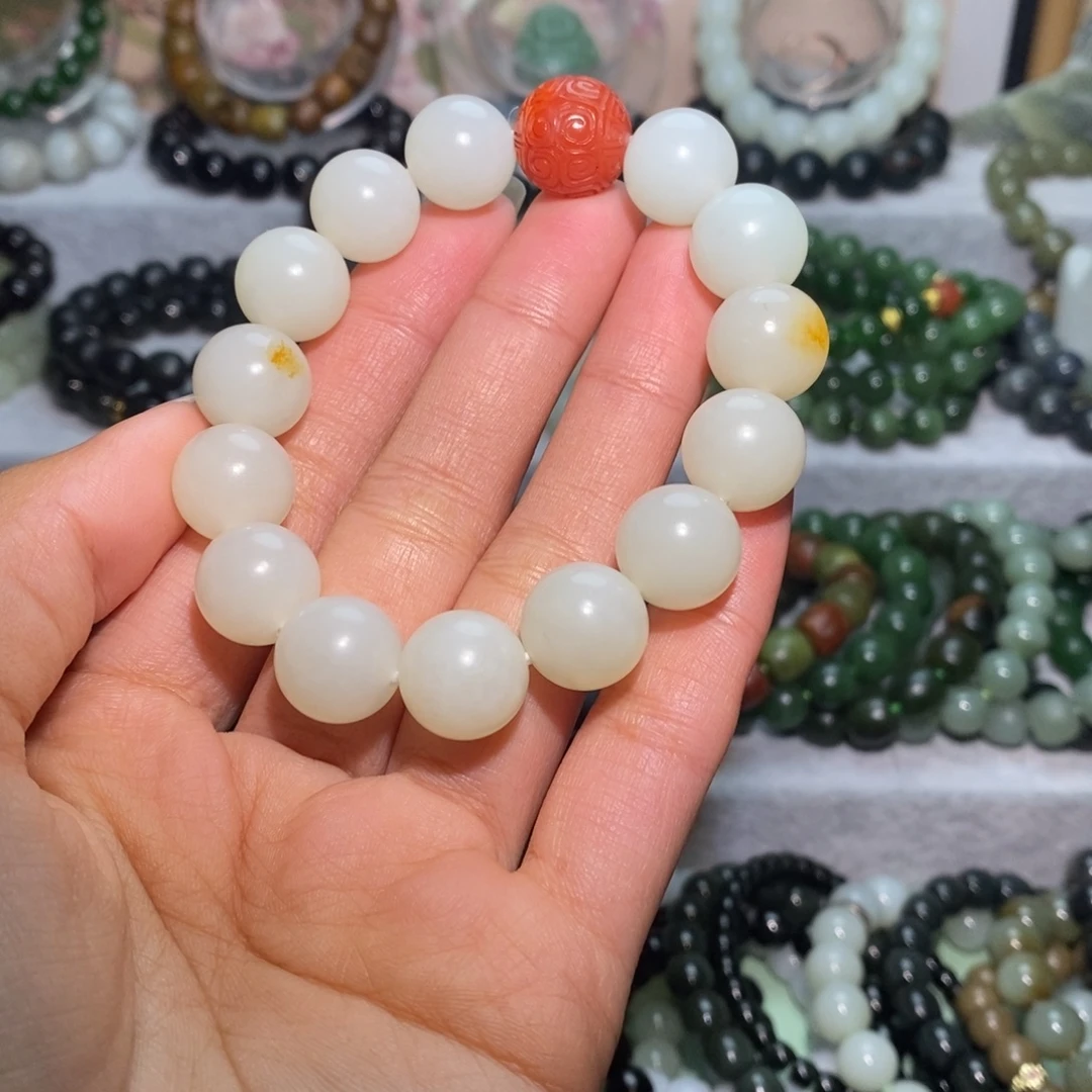 牧***之和田玉未镶嵌手链