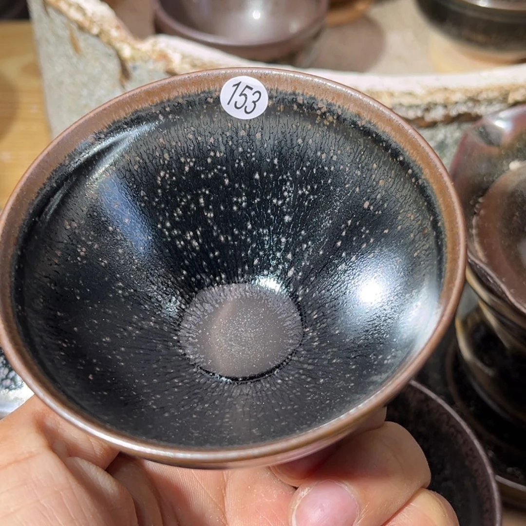 茶盏义兴龙窑坚持真柴烧