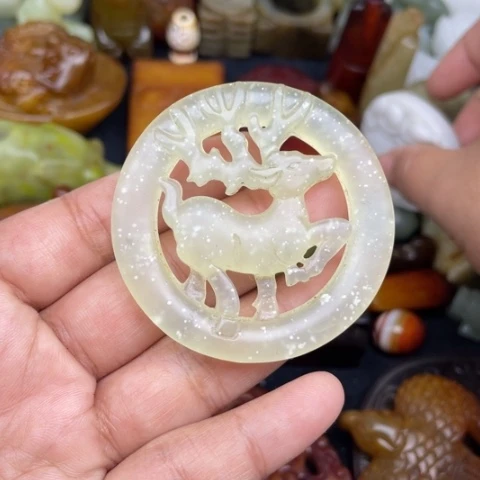 蛇纹石玉未镶嵌颈饰25