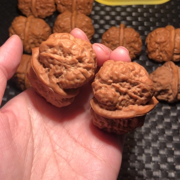 把件文玩核桃超大蹬腿开背41