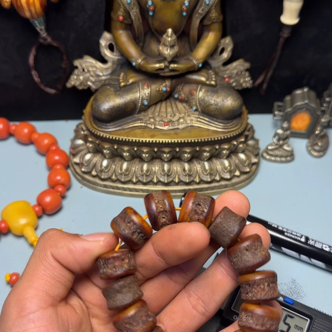 无***情格桑工艺坊直播间