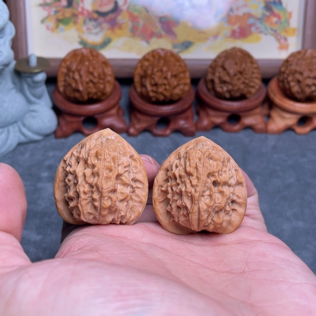 文玩核桃吊坠?***朤福利朱雀