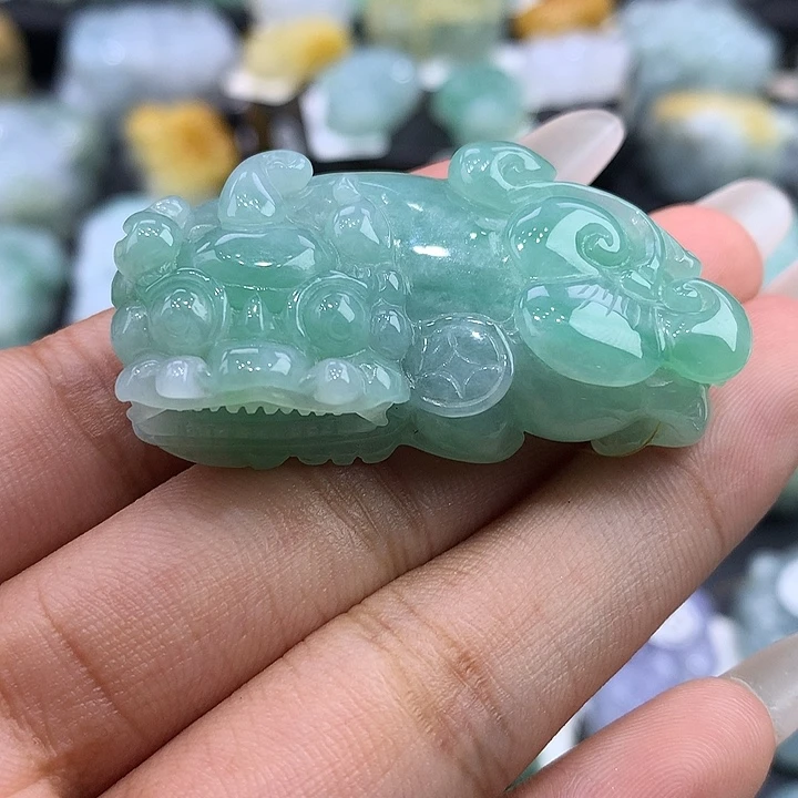 翡翠未镶嵌颈饰天然缅甸翡翠