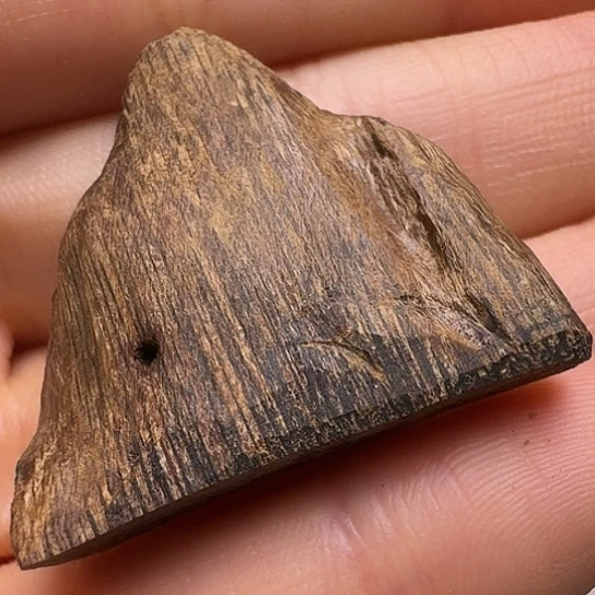 登***仑静水缅甸沉水3.5克！！