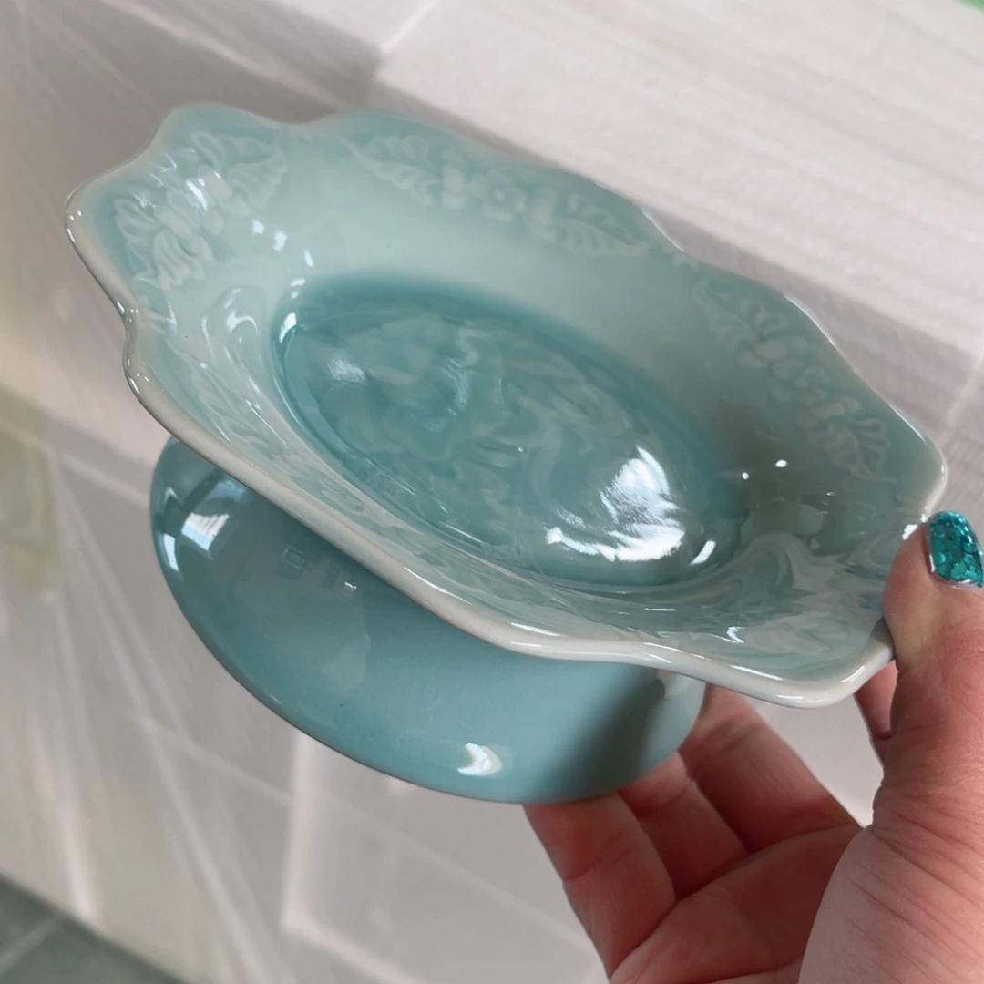 瓷片哈哈哈哈给哈哈哈哈哈哈