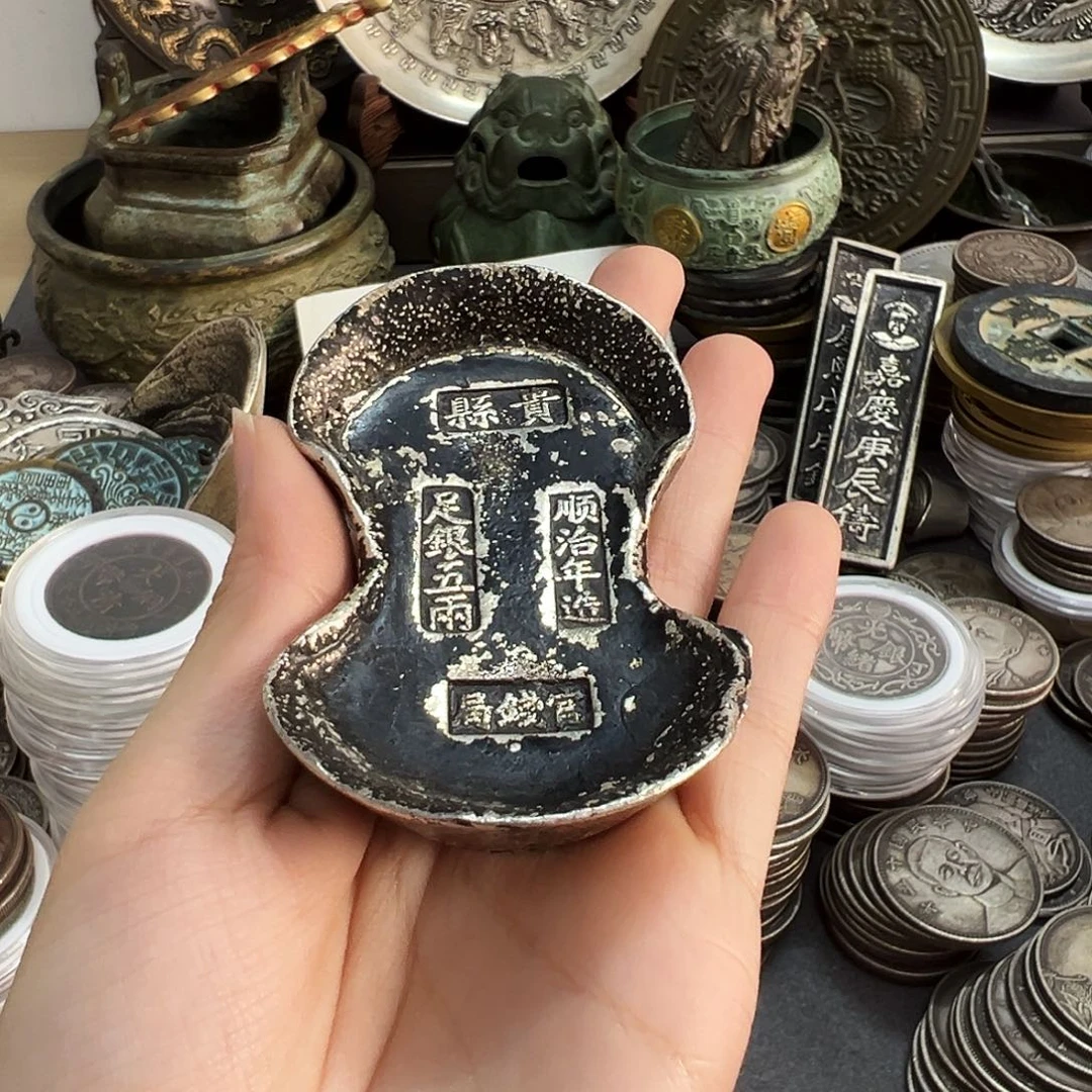金属复古风格摆件