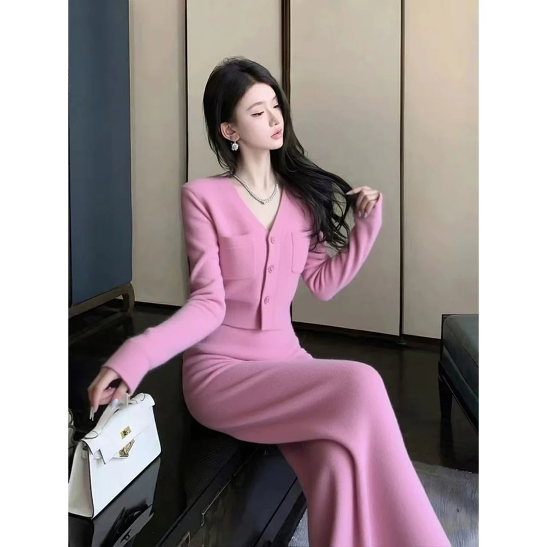 2025超火冬装一整套巨好看减龄气质高端小香风粉色毛衣裤子套装女