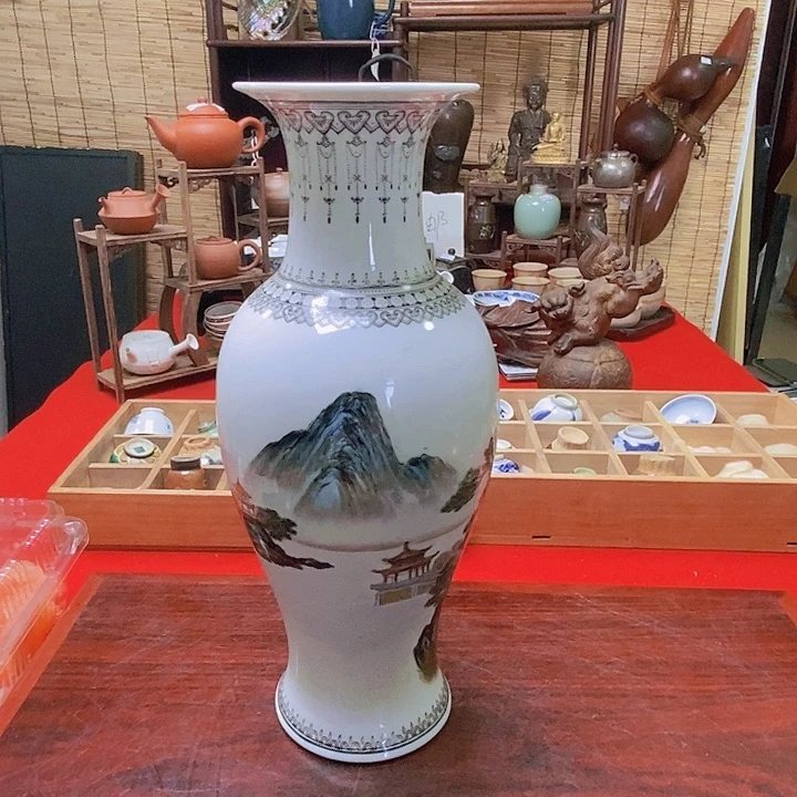 精美家用花瓶一客