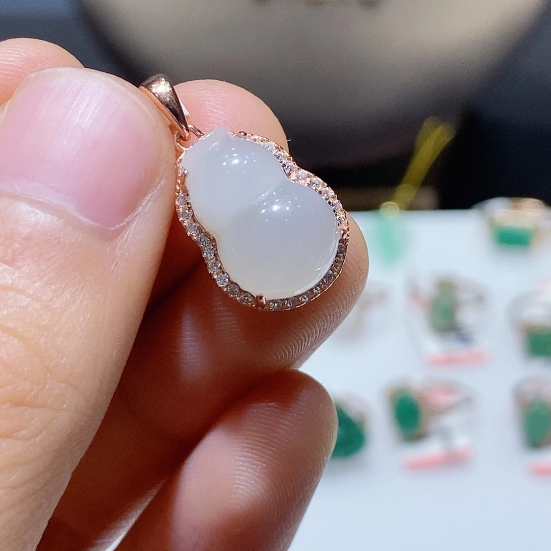 独山玉银S925镶嵌吊坠