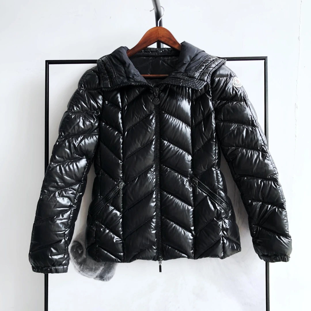 99新 MONCLER 98新 moncler 蒙口女士黑色连帽羽绒服