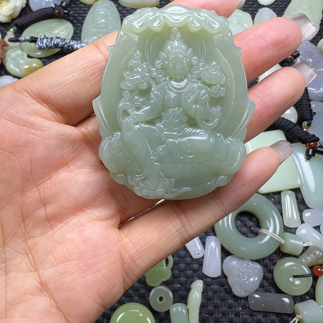 和田玉未镶嵌颈饰卡52.6