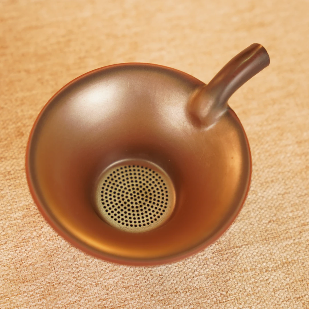 广西钦州坭兴陶茶漏