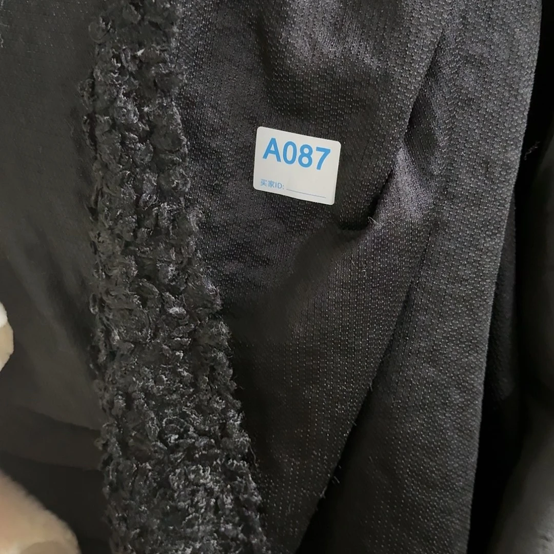 黑色泰迪毛毛15元3米087