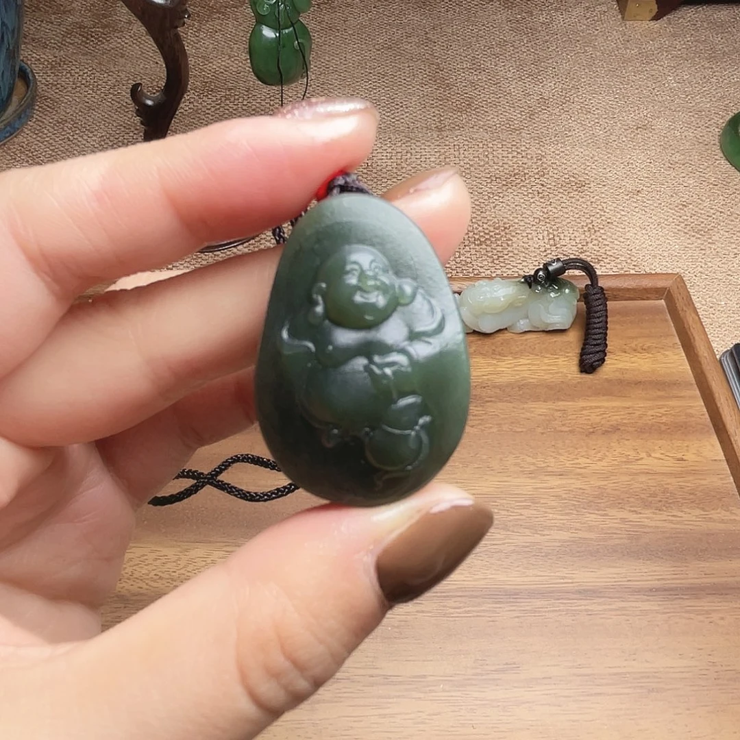 和田玉未镶嵌挂件