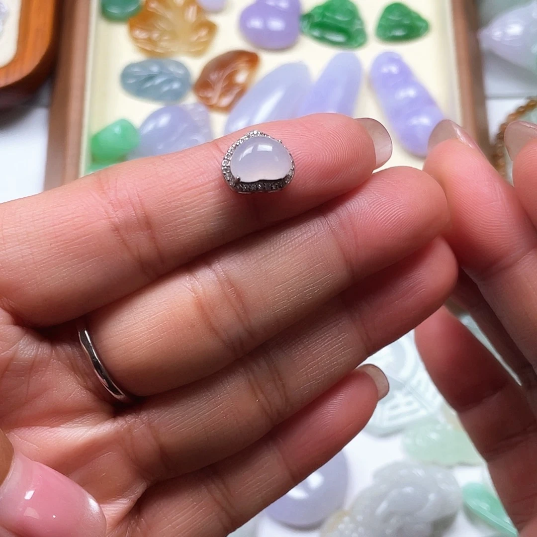 颈饰银S925镀金镶嵌翡翠