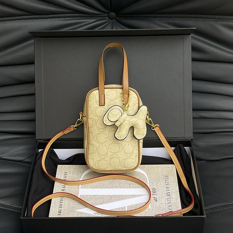 洋气轻奢手机包2025新款潮流印花单肩包春夏百搭手提包精致斜挎包