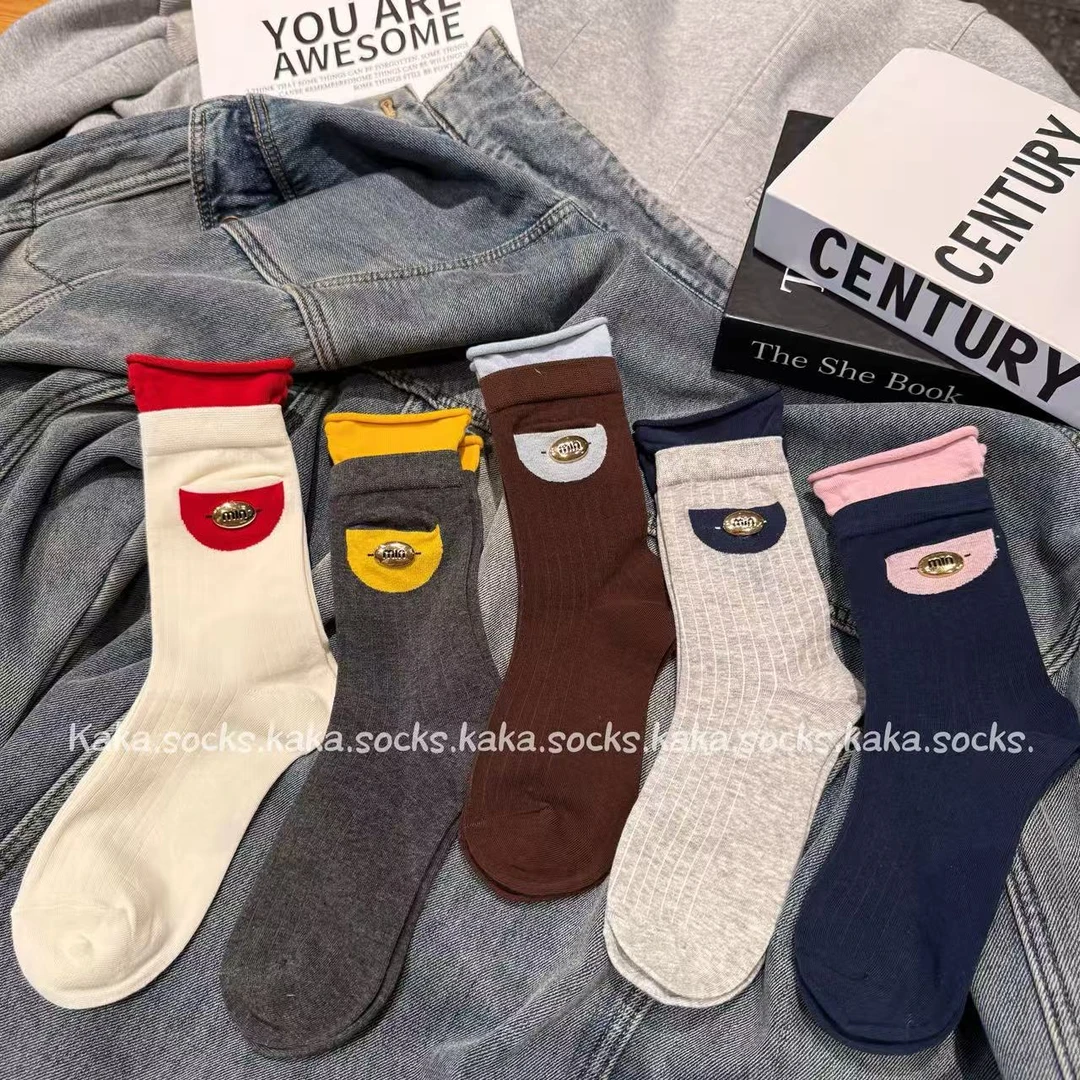 韩版秋冬洋气可爱小口袋饰品双螺口拼色减龄彩色百搭中筒袜