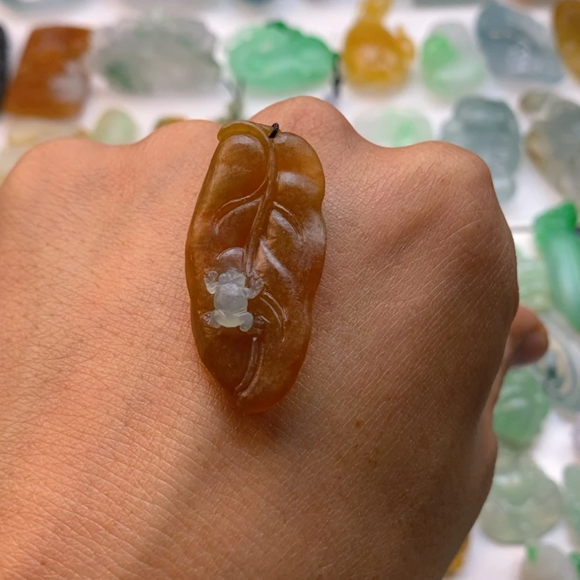 【闪购商品】定制翡翠未镶嵌小*女叶子