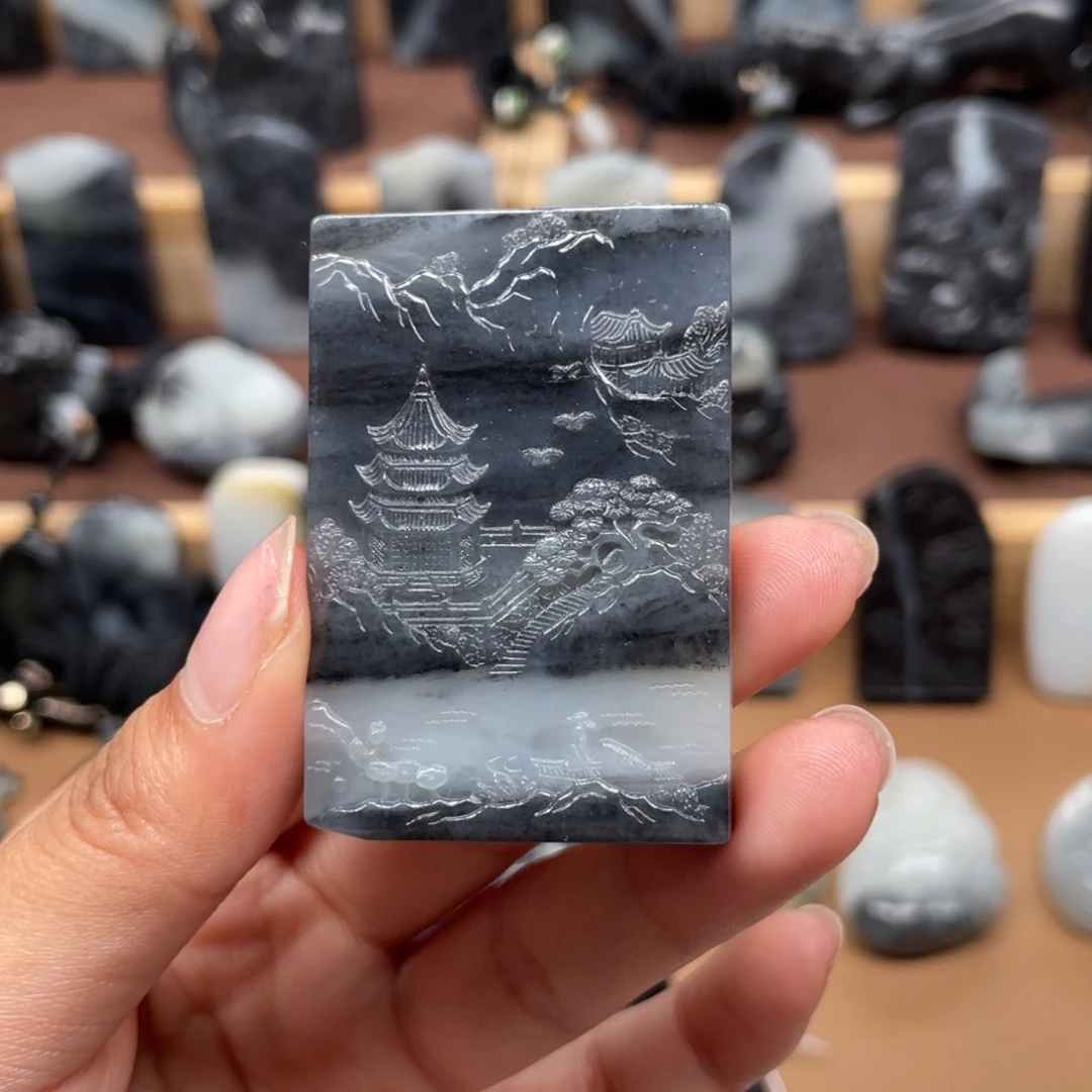 和田玉颈饰未镶嵌