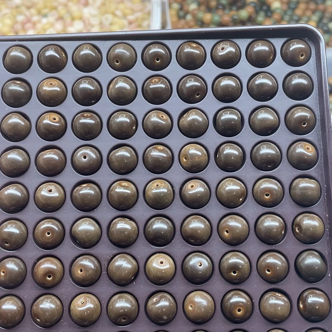 白玉菩提吊坠12瑕疵巧克力桶200颗