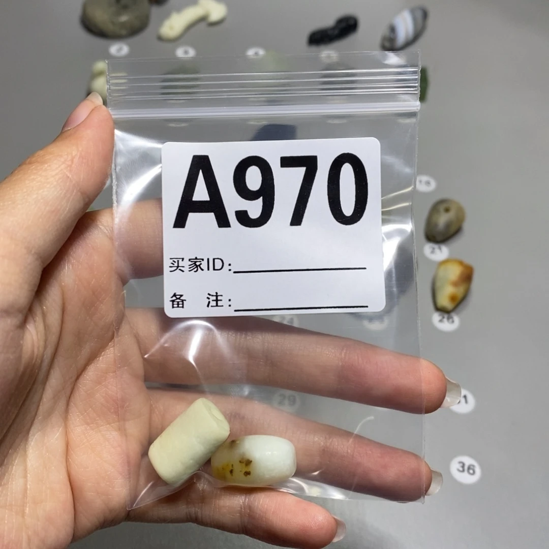 蛇纹石玉合金颈饰满*?