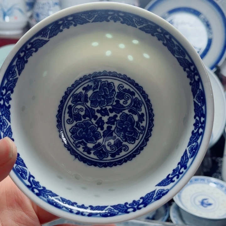 青花玲珑5寸饭碗牡丹花