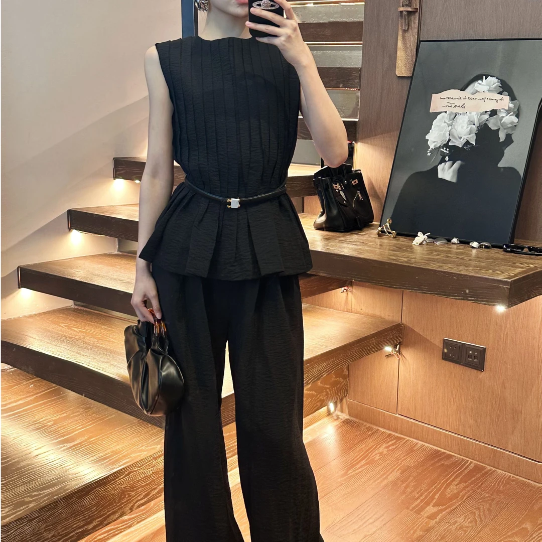 GaiQu“基督山伯爵”设计师款手工压褶精致显瘦无袖时髦套装配长裤