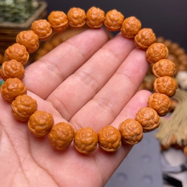 猴头核桃吊坠1.1新蟾王