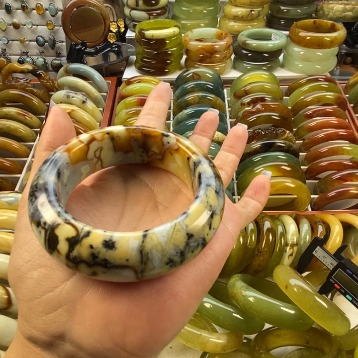 ****蛇纹石玉未镶嵌手镯54加