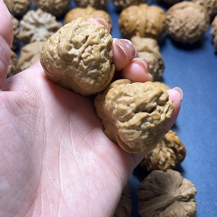 吊坠文玩核桃肉哇39肚41