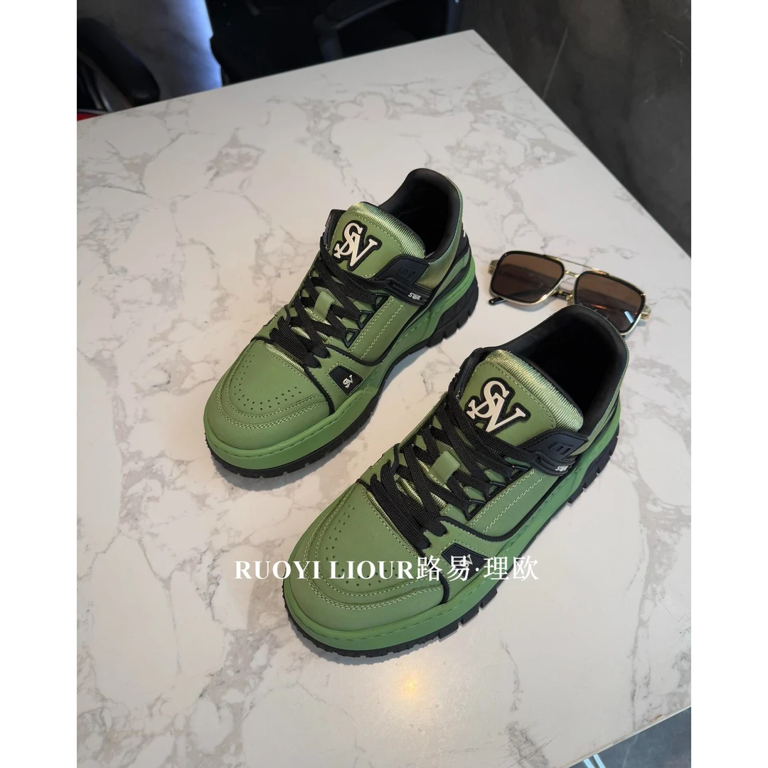 【路易理欧】欧货时尚休闲百搭潮流字母免系带增高街头男鞋01066