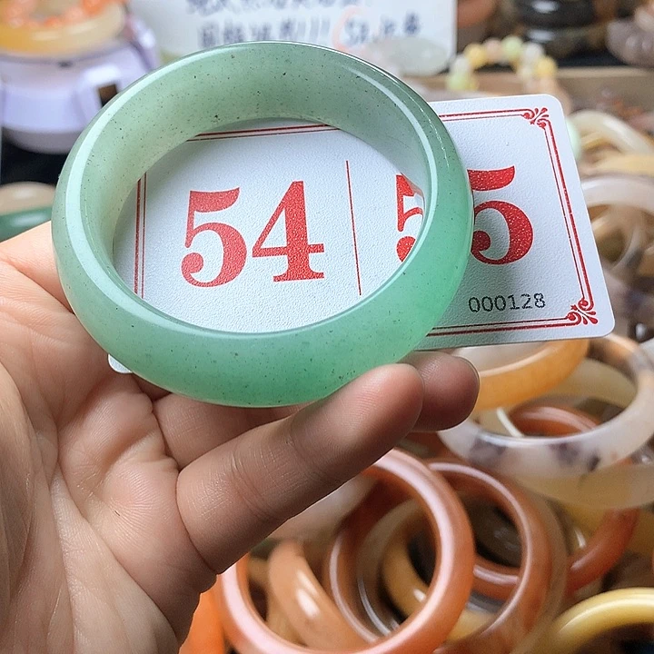 石英质玉（黄龙玉）未镶嵌手镯