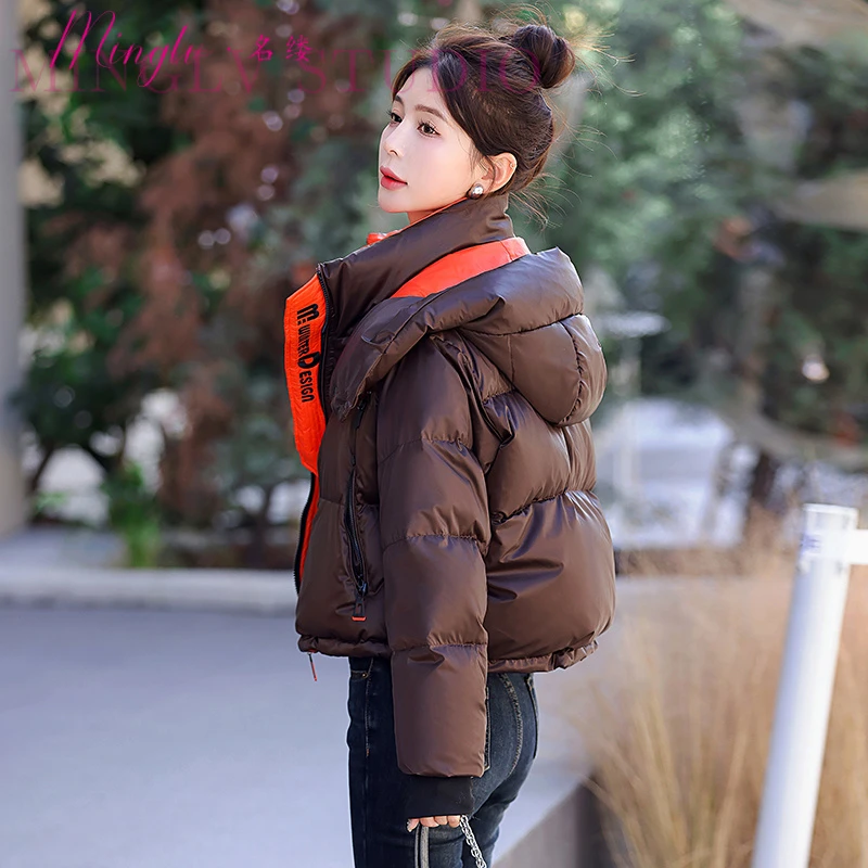 撞色刺绣羽绒服女短款冬季2025新款今年爆款流行小个子面包服外套