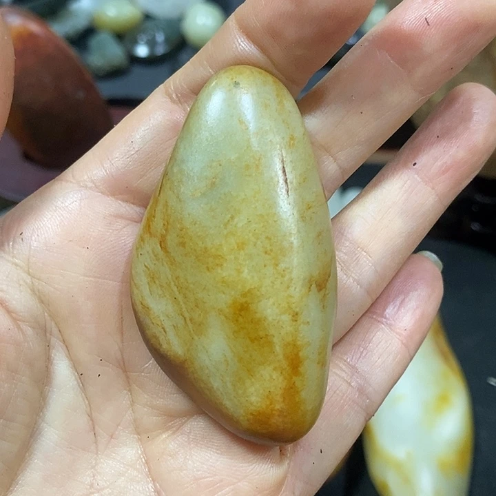 和田玉（糖玉）未镶嵌挂件