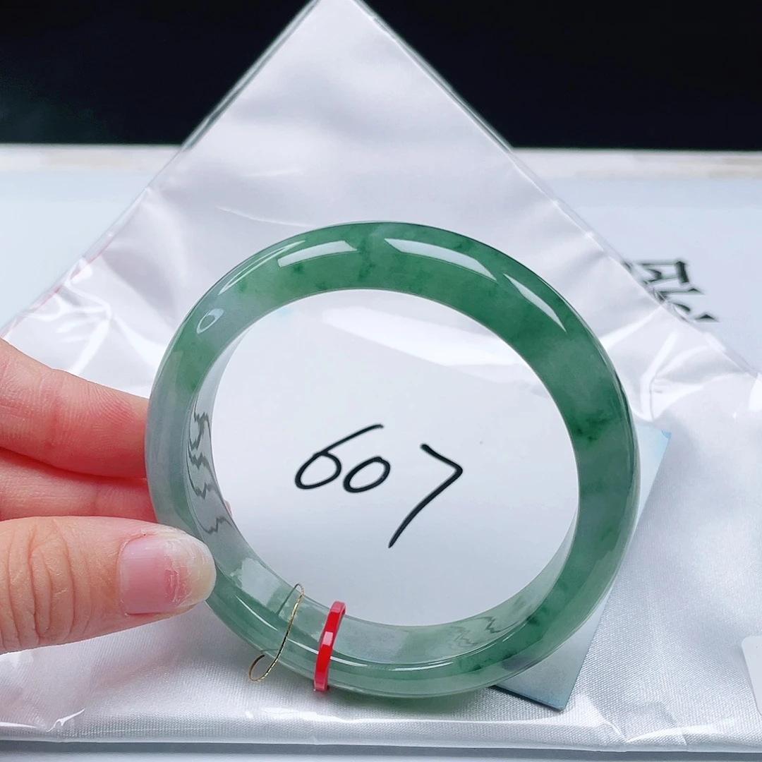 翡翠未镶嵌手镯56+正圈