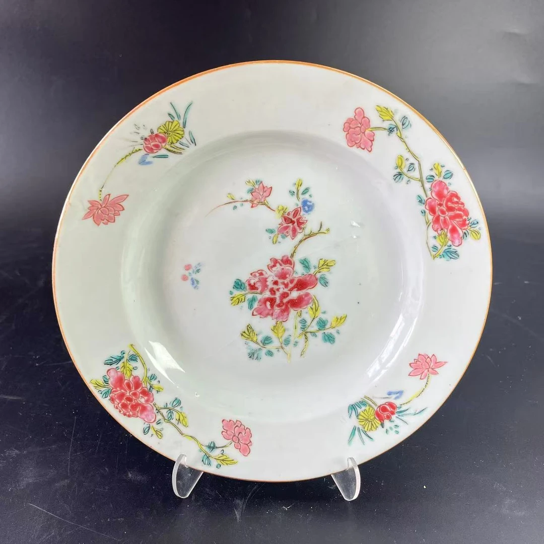 25070787清雍正粉彩花卉纹赏盘 直径：22.4cm A01950